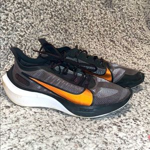 Nike zoom running shoes